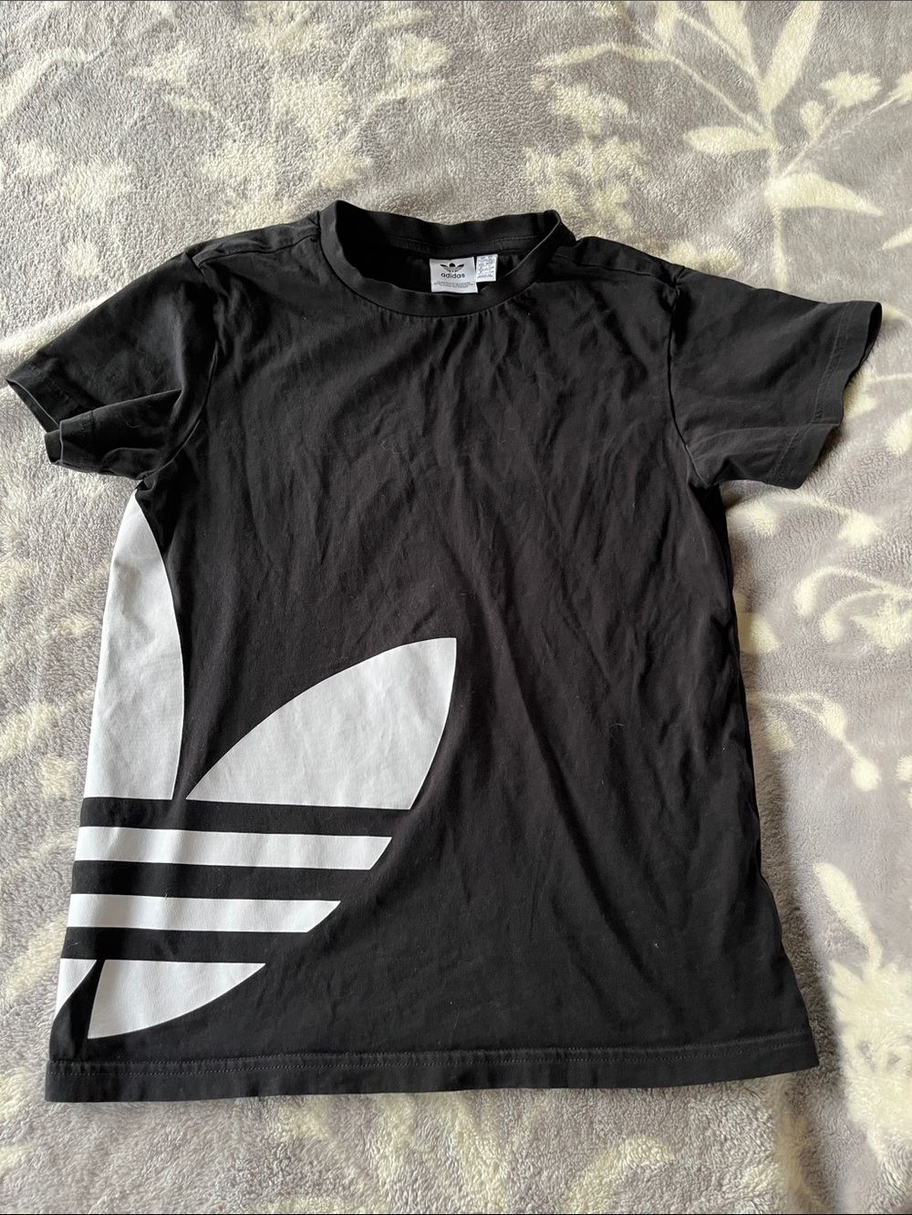 Must Have 4 PC Adidas LS hoodie , Joggers, Tee & Reebok tee Bundle Sz 10-12 - Picture 8 of 13
